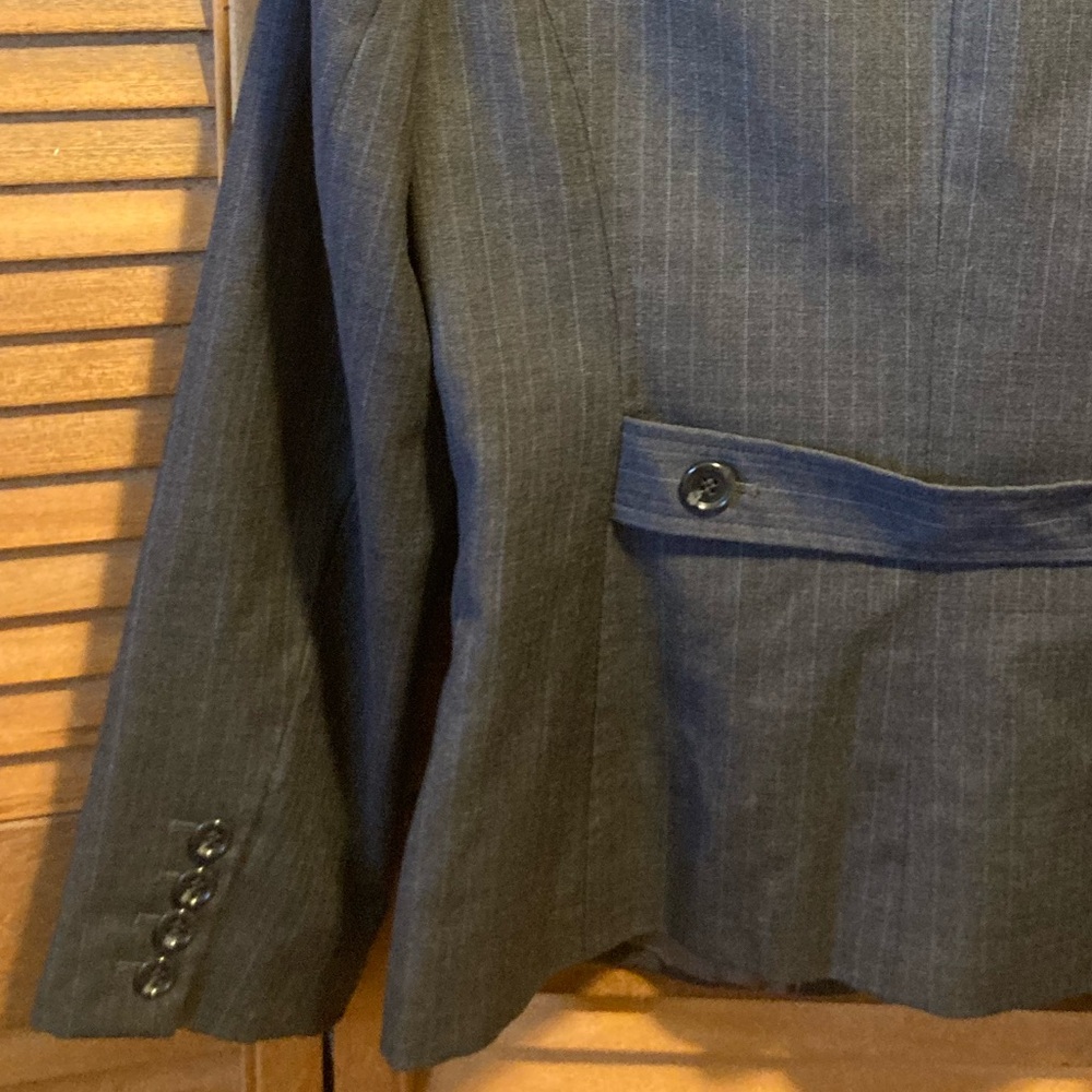 Ann Taylor Grey & Blue Pinstriped Blazer - Picture 14 of 16